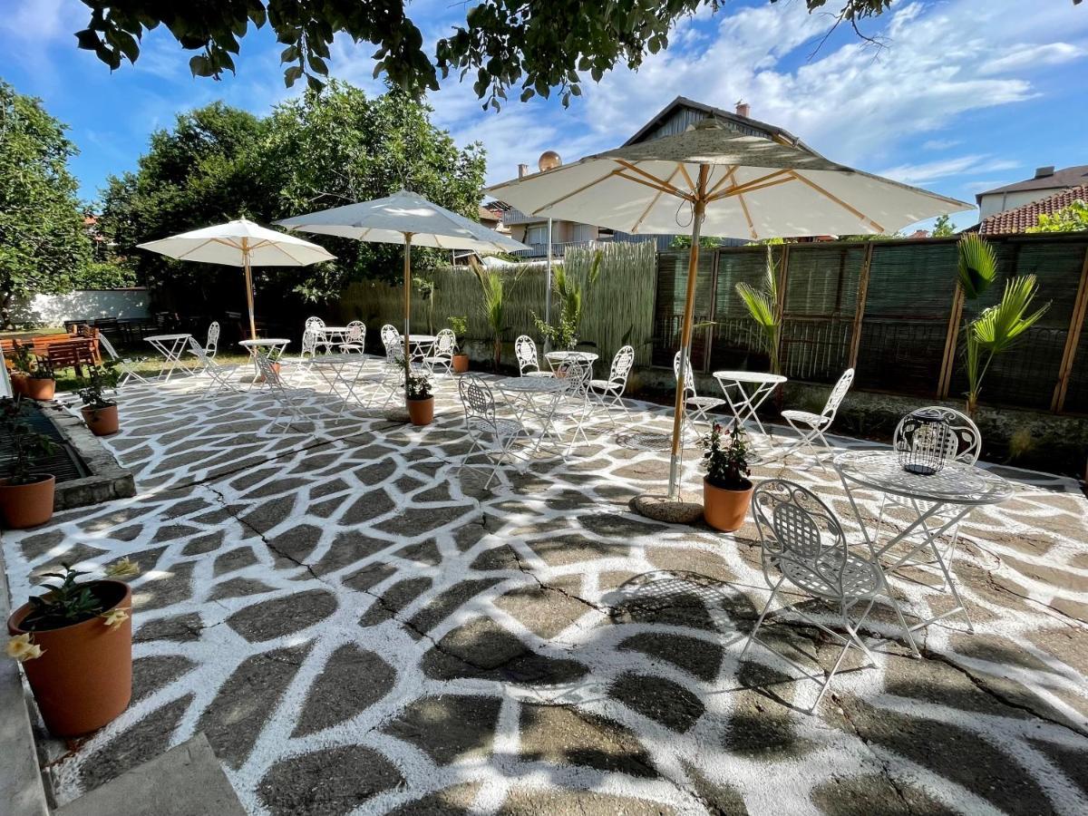 Hotel Amadina Garden Łozenec Zewnętrze zdjęcie